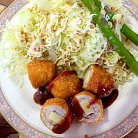 Snapdishの料理写真:チーズ イン ロール とんかつ|kanameさん