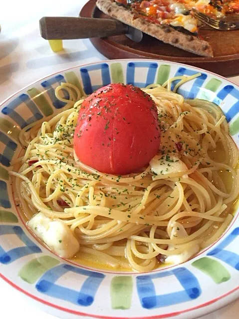 まるごとトマトのペペロンチーノ@マカロニ食堂(鳥取県・米子市)|大塚寛之さん