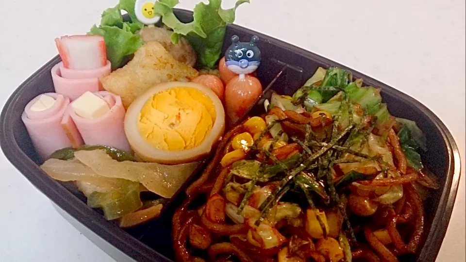 今日は長男のお弁当だけぇ(*˘˘*).｡.:*♡焼きそば弁当～♪今ご飯が炊けました(¯―¯٥)|Sayakaさん