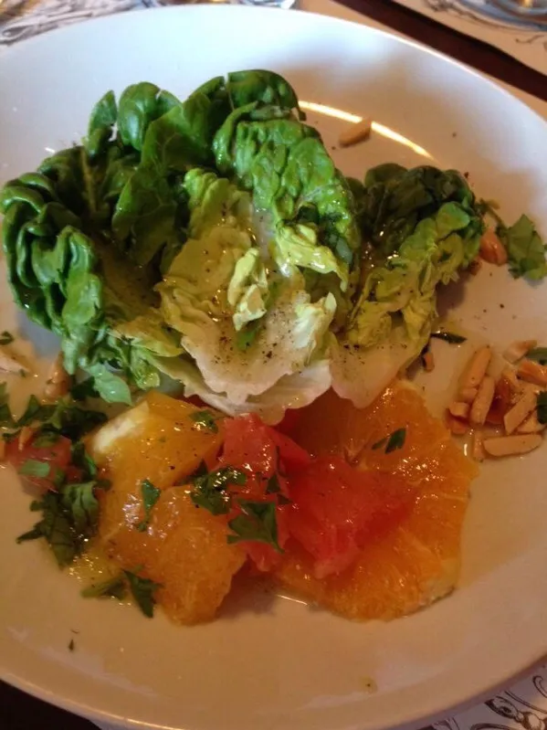 Little Gem Lettuce with Citrus, Almonds Champagne Honey Vinaigrette|Christine pavelkaさん