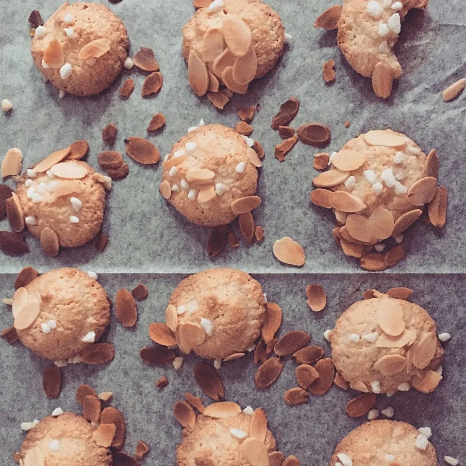 Almond and lemon macaroons|kipper's kitchenさん