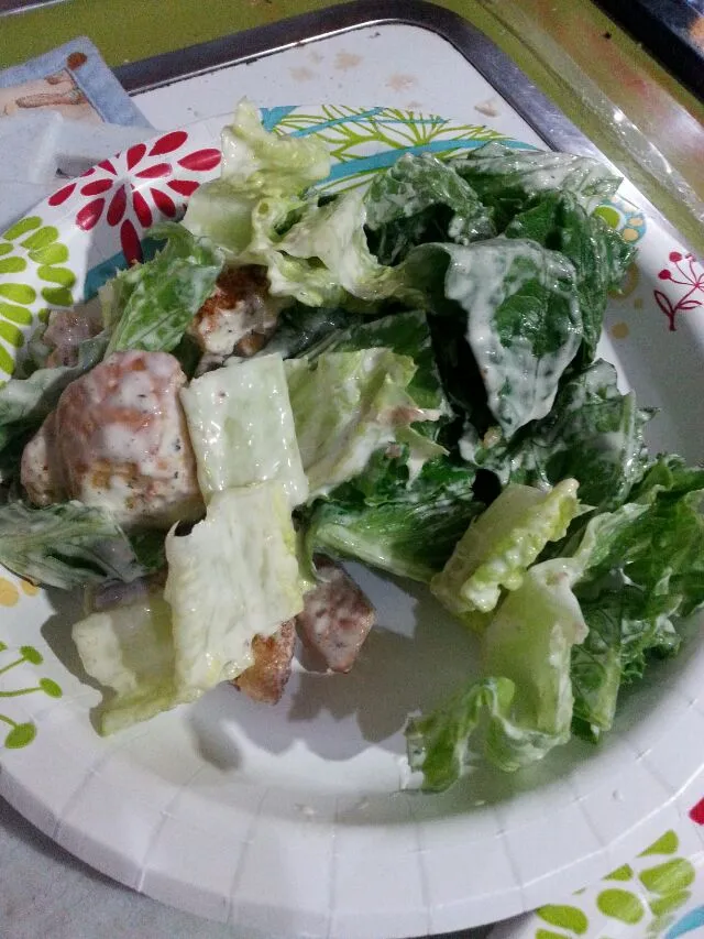 chix Caesar salad.|Polly Gelfusoさん