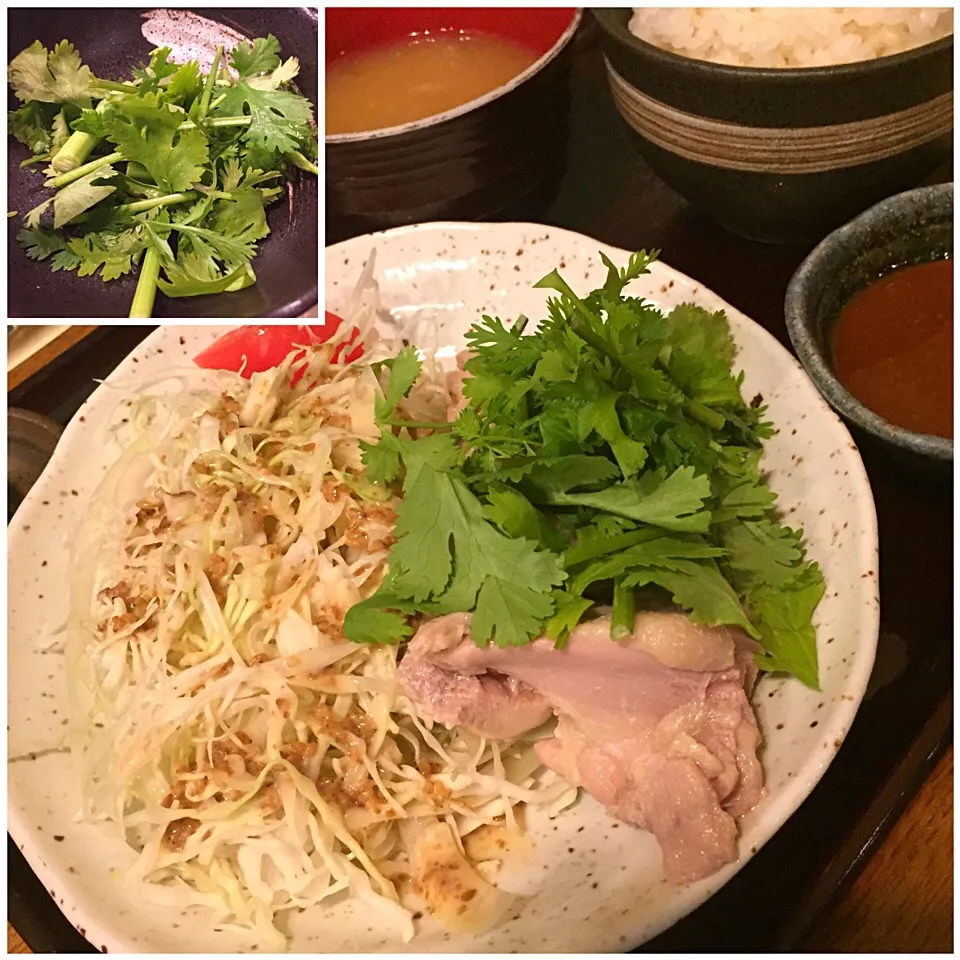 ゆで鶏とパクチー定食@たけなわ 闌(神保町)|塩豚骨さん