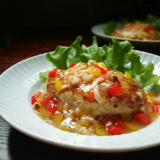 Snapdishの料理写真:ふわふわ豆腐ハンバーグ、生姜風味の野菜あん～🎵|peachさん