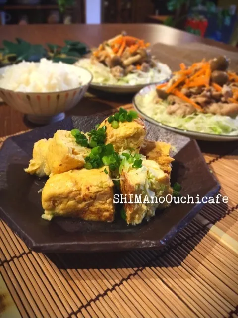 Snapdishの料理写真:『キャベツと煎り酒のジューシーだし巻き卵 そして〜ついにオープン！』 #SHIMAのオウチカフェ|SHIMAさん