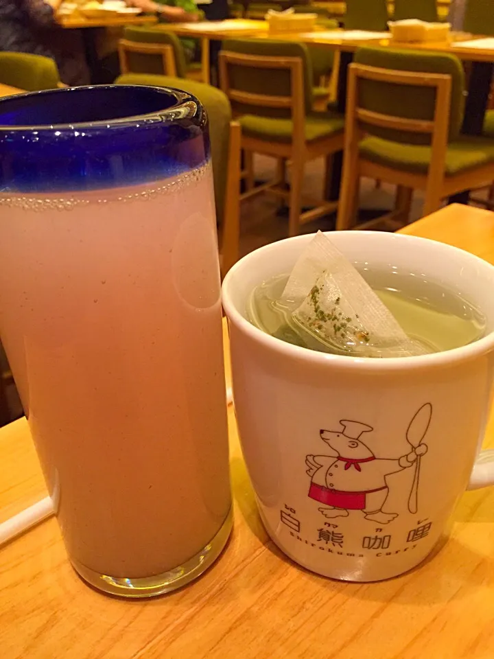 Kyoho grape calpis drink & brown rice green tea|Sky Blueさん