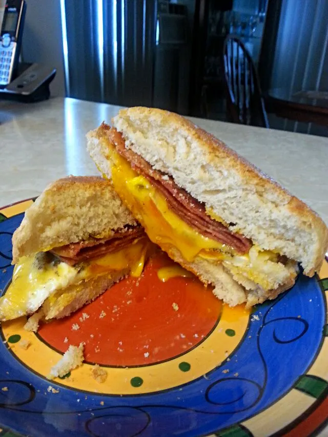 Day 3- homemade bread, Turkey bacon, omega egg and sliced cheese|Crystal Lemieuxさん