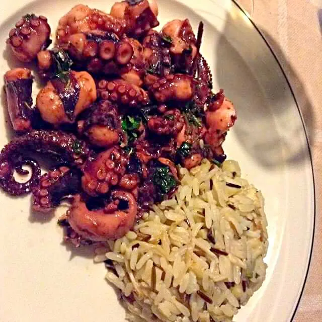 garlic octopus with herb rice|CHUENCHAIさん