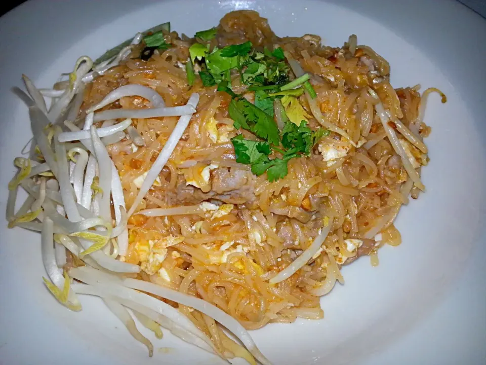 Beef Pad Thai|Brando Sta. Mariaさん