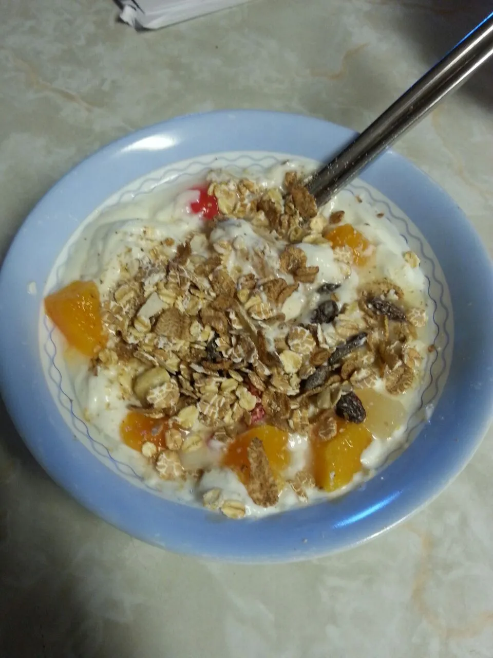 Greek yogurt with museli and fruit and honey|Crystal Lemieuxさん