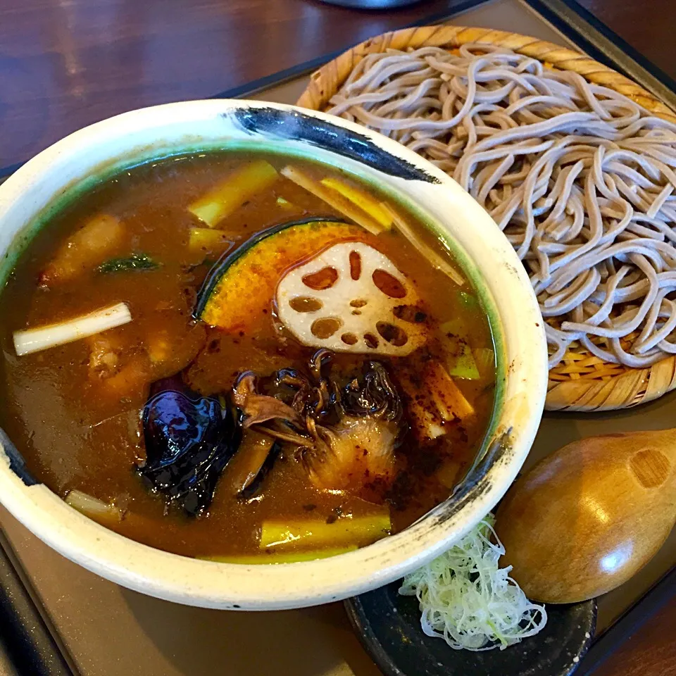 蕎麦さとやま 野菜カレーせいろ|カウンター嬢さん