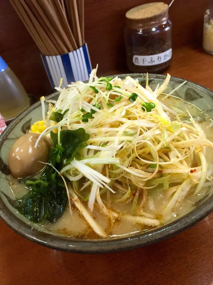 Snapdishの料理写真:✨ネギ味噌ラーメン✨|中さんさん