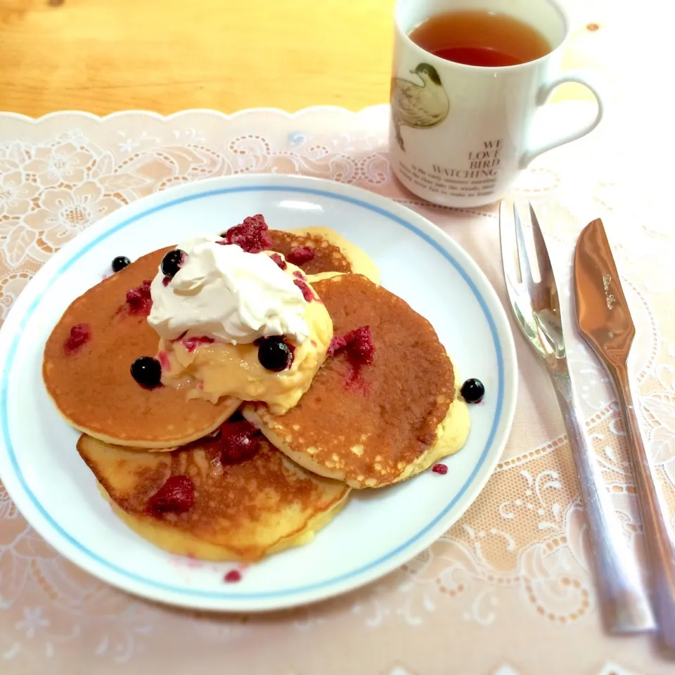 あまりものとか冷凍庫にあったものを乗せてみたパンケーキ|charさん