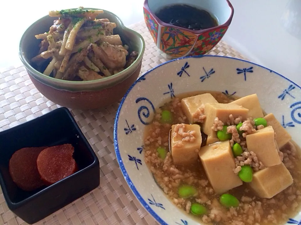 頂き物たらこ、高野豆腐そぼろあん、ごぼうと鳥肉の味噌ごま和え、もずく|ずずさん