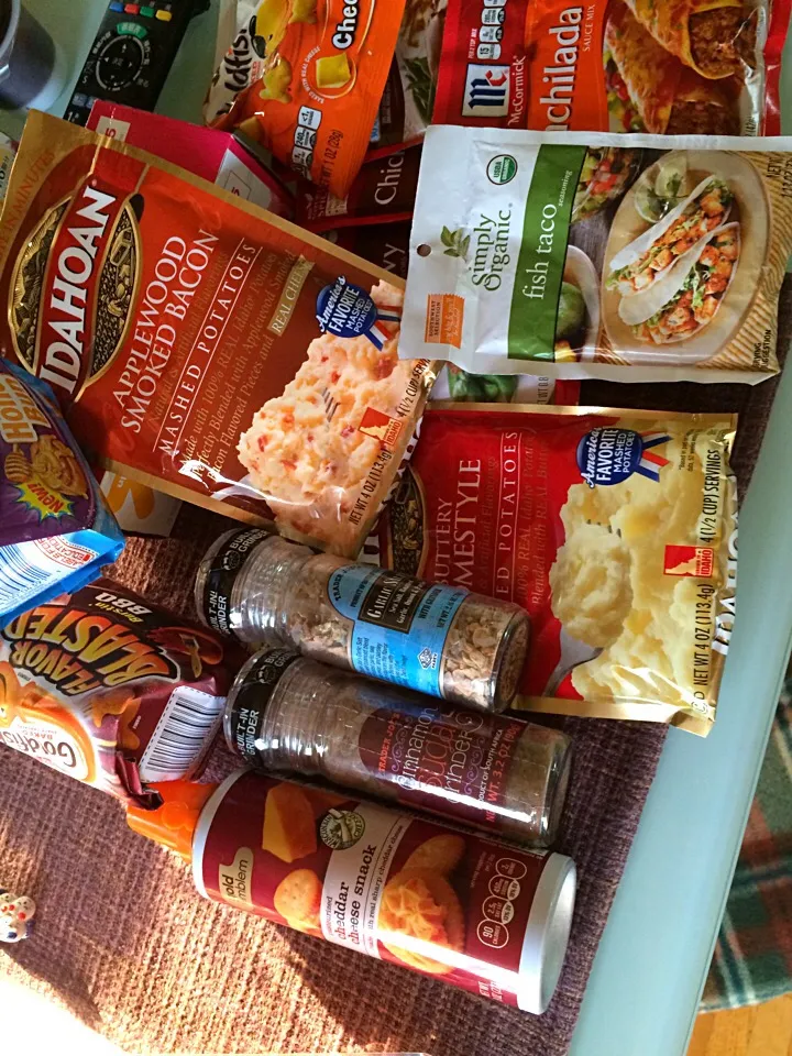 Snapdishの料理写真:Spices , gravy and snacks from New York and San Francisco|Nigelさん