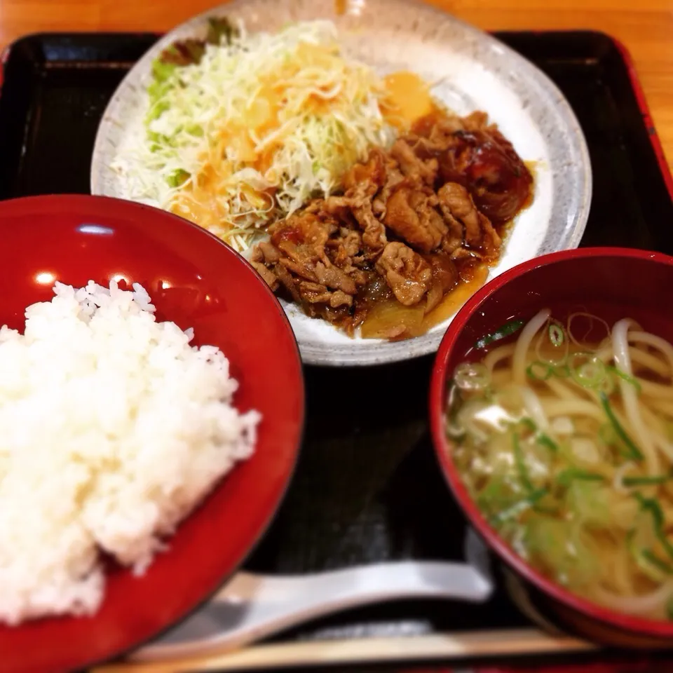 生姜焼き定食|どんぐりやろうさん