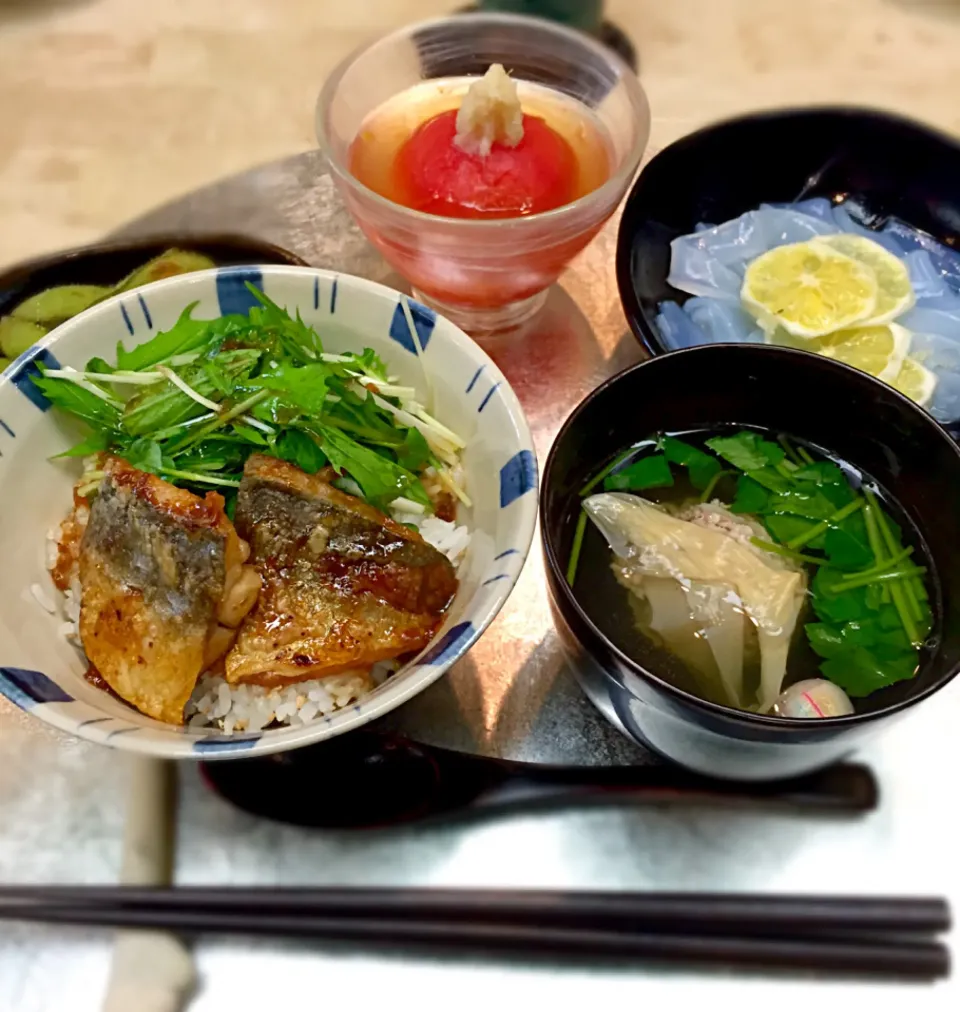 Snapdishの料理写真:鯵のつみれ湯葉のお吸い物|tonさん