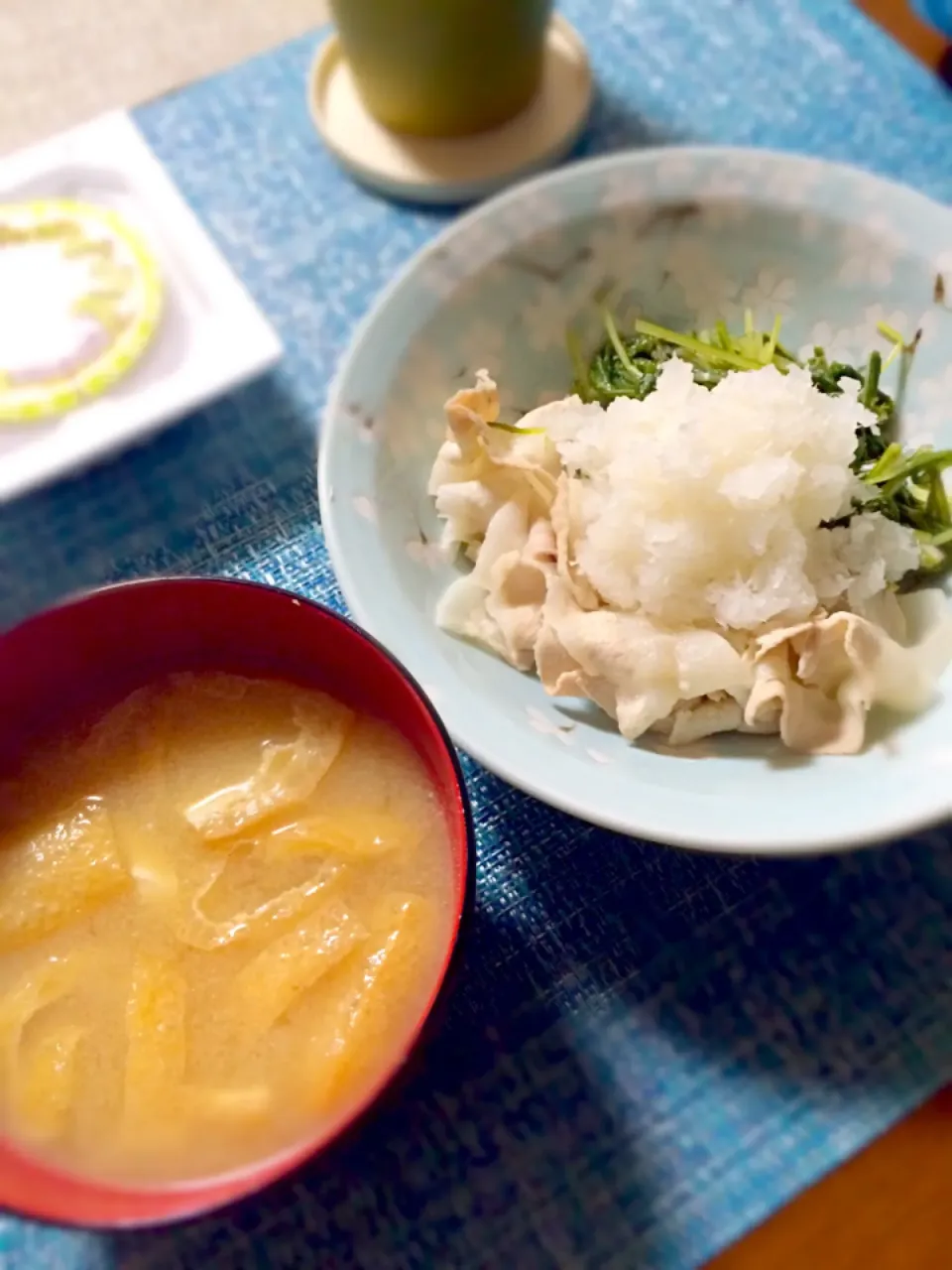 豚と水菜のおろしポン酢、卵とあげのお味噌汁|るな♡さん