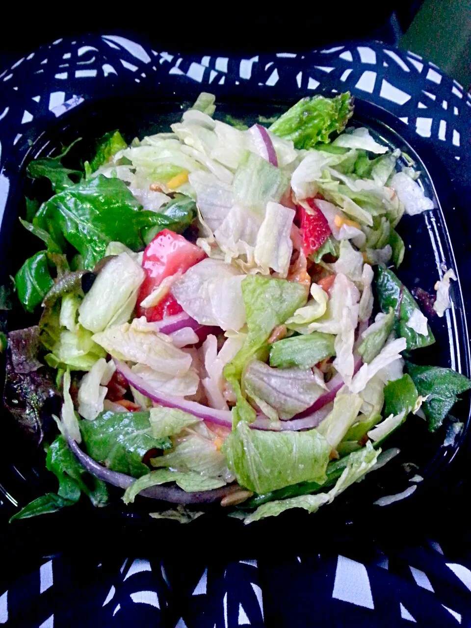 Snapdishの料理写真:Wendy's strawberry field salad|Crystal Lemieuxさん