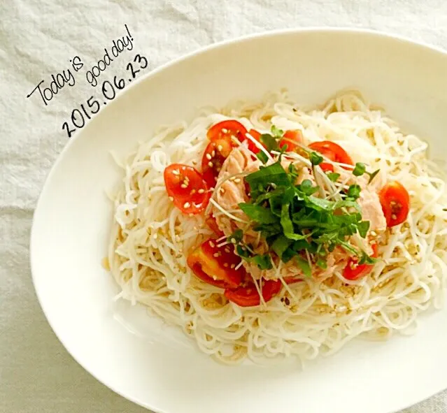 ★☆ワンプレートde朝ごはん☆★ツナトマトのサラダ素麺♪|さとみさん