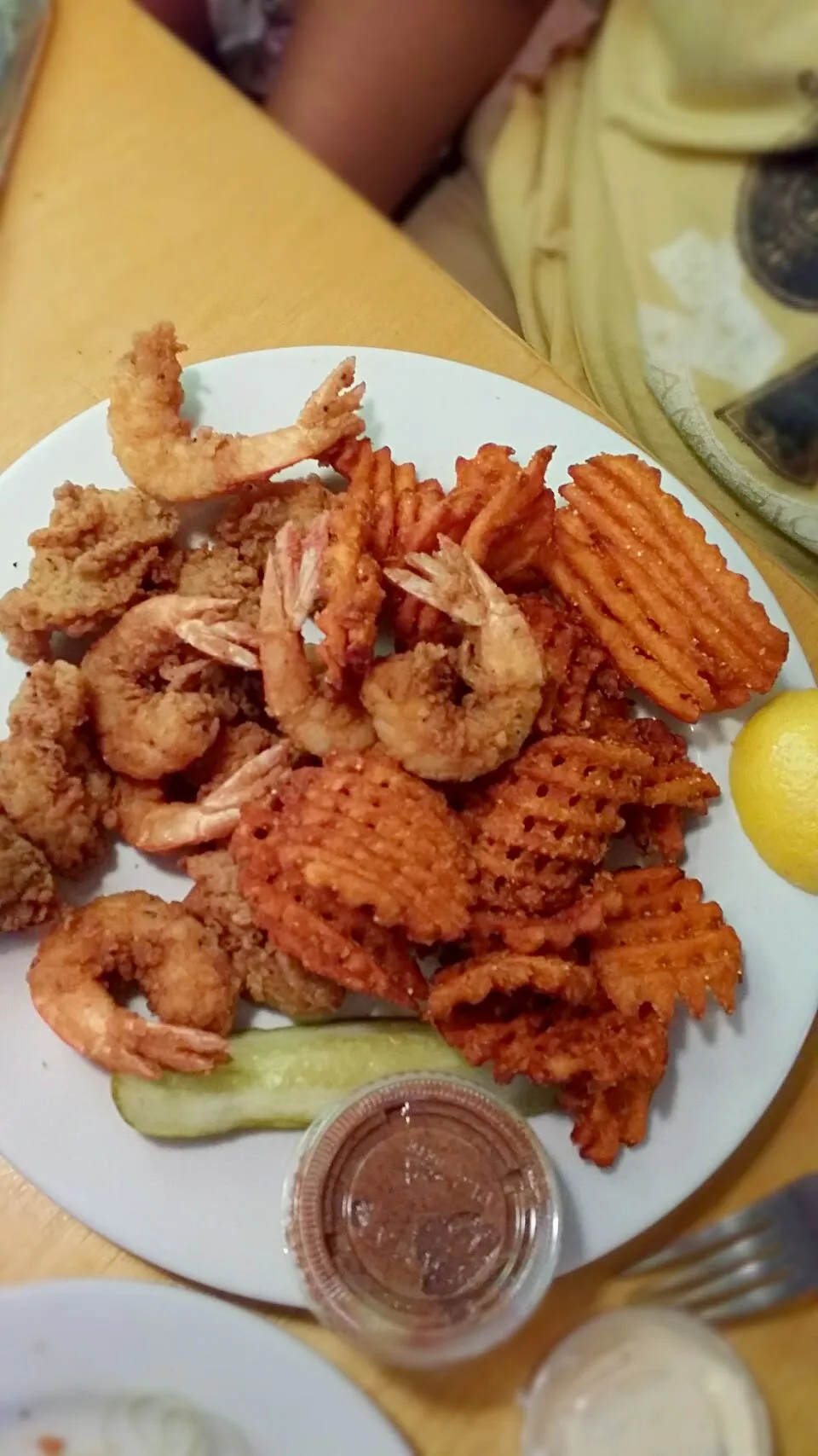 oysters & shrimp combo|Majette LAさん