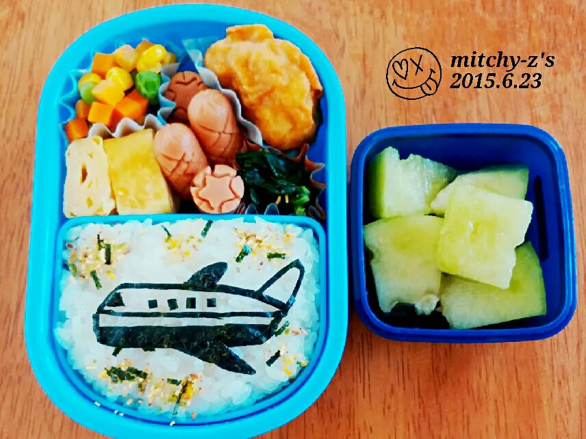 新しいお弁当箱で飛行機弁当(*^_^*)|ミッチーZさん