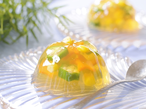 オクラのキラキラコンソメゼリー