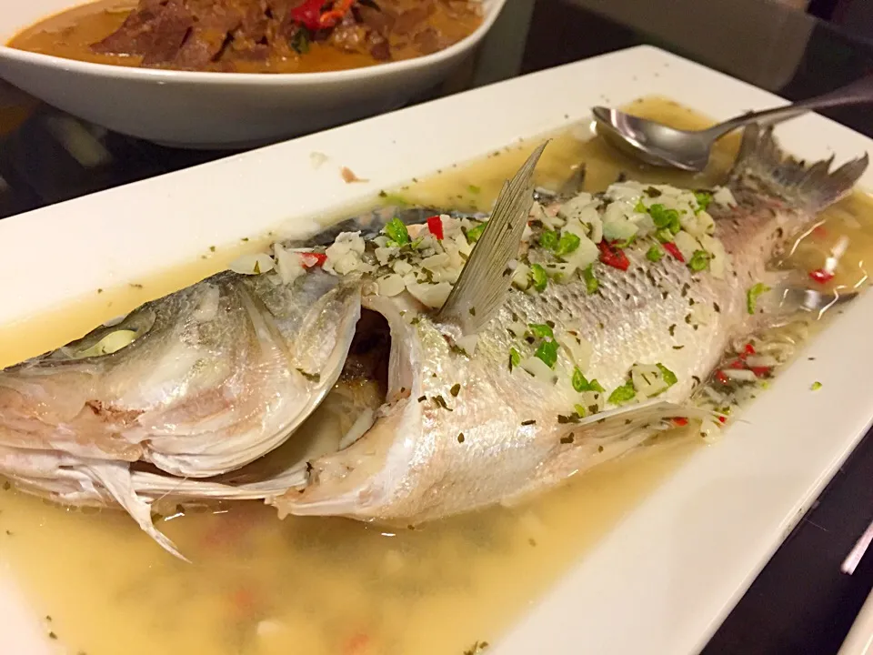 Snapdishの料理写真:Steamed Fish in Lemon Sauce|Angelaさん