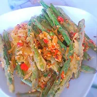 spicy stringbeans with garlic|Regina Lavetさん