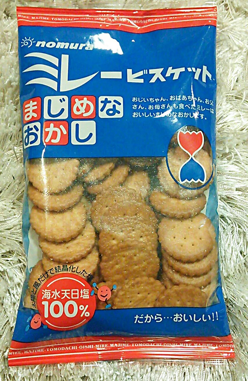 大正12年から90年もの間、高知発祥て作り続けられているそうな😄
拙者の名古屋でも有名だったおやつで御座いますわ😃
でも、芋発酵聖水との相性は劣悪で玉砕しましたわ🙅|にゃあ（芸名）さん