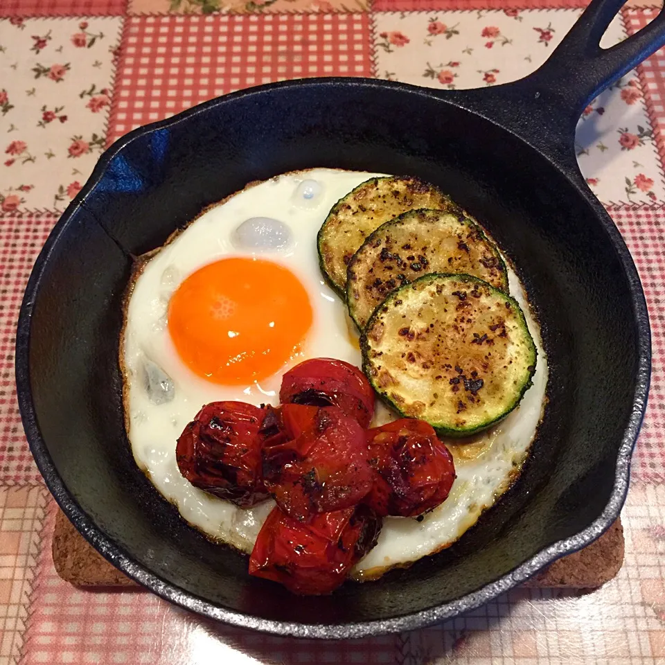 ロッジのスキレットde朝ごはん🍳|＊ゆみしぼり＊さん