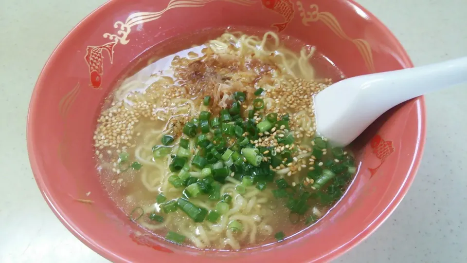 Snapdishの料理写真:塩ラーメン♪|takaponさん