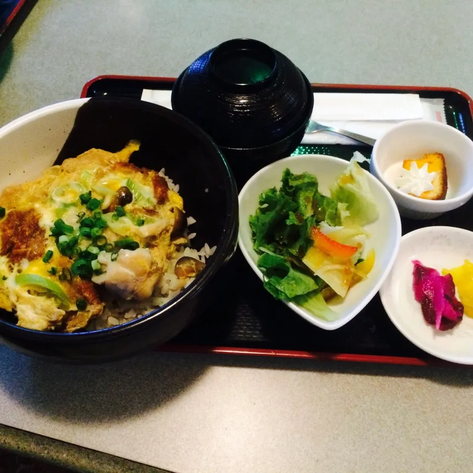 お麩の卵とじ丼|himari☺︎さん