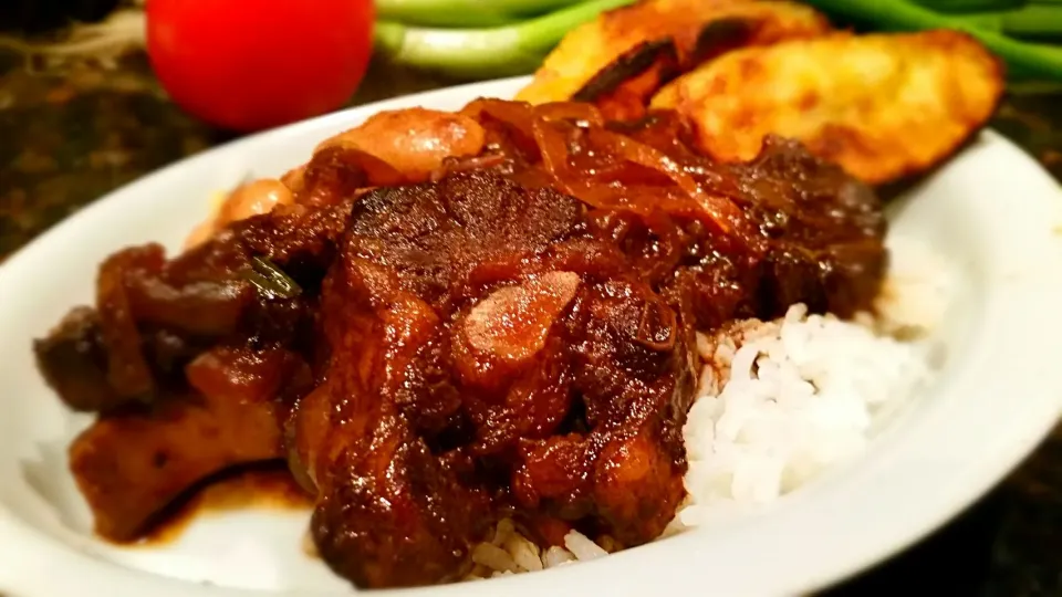 Jamaican Oxtails, Rice and Sweet Plaintains|Tracy Nicoleさん