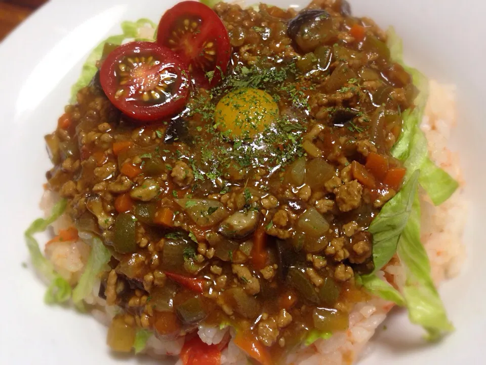 トマトの炊き込みご飯でトマトと夏野菜のキーマカレー|K N 3さん