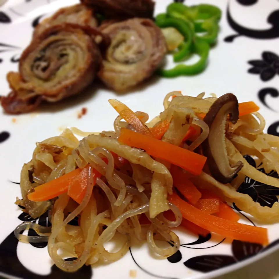 切干し大根としらたきの煮物|こいちさん