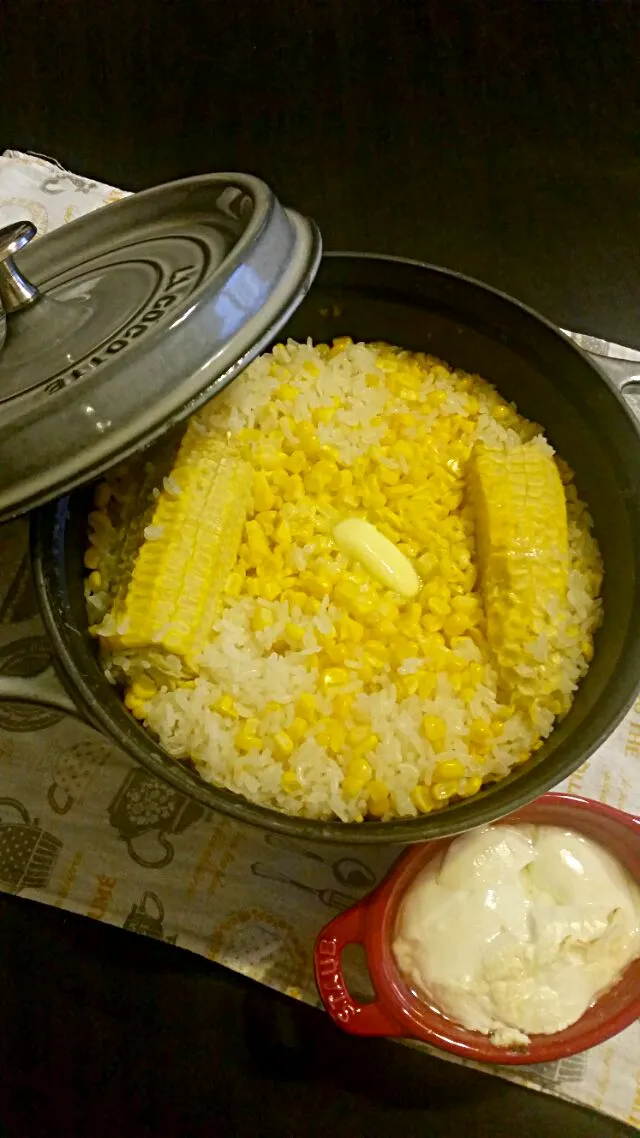 ストウブ鍋でとうもろこしご飯|Inn Hwangboさん