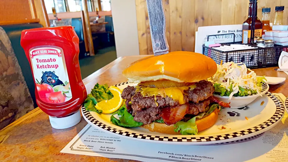 big daddy burger|Julia Karma Aguillon-Garciaさん