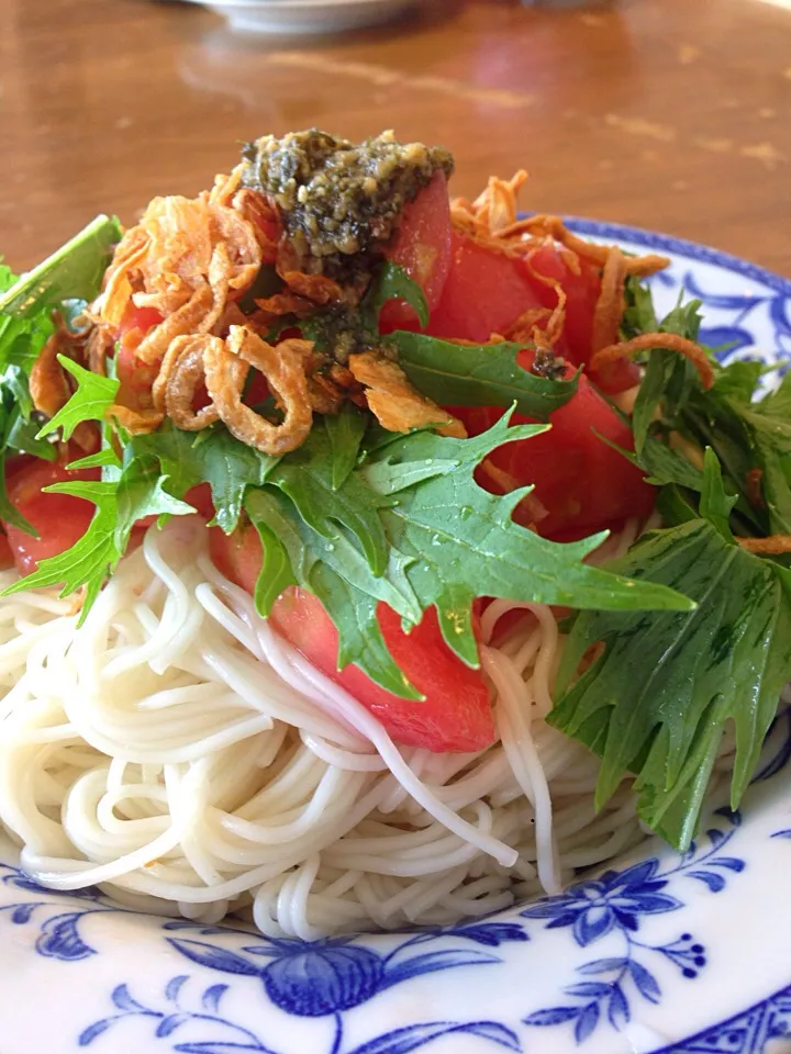 トマトそうめんジェノベーゼ風味|さんだーさん