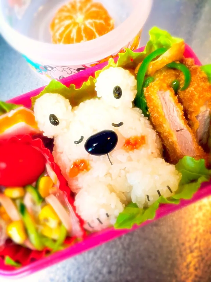 Snapdishの料理写真:chihoさんのしろくま真似て娘の幼稚園弁当😋|Miri Orinoさん