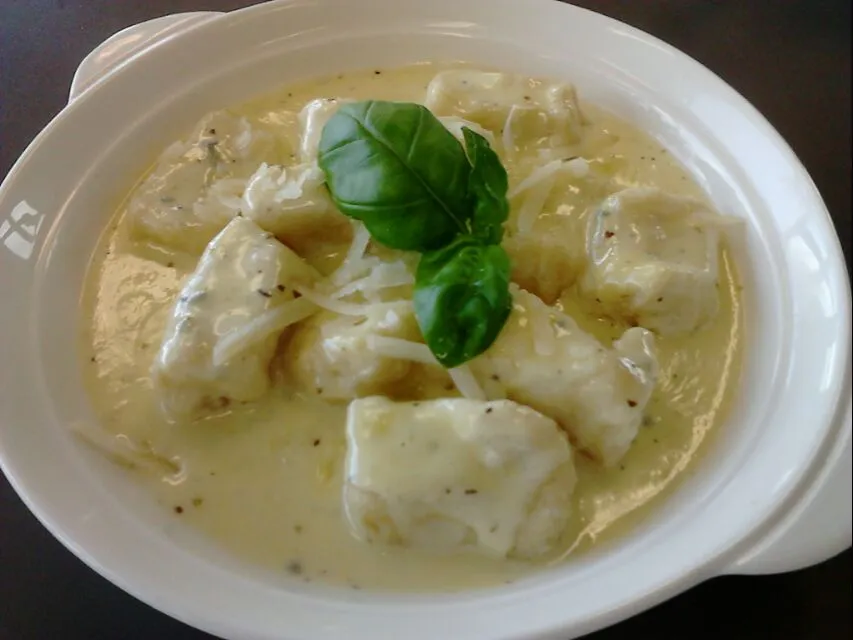 gnocchi with gorgonzola sauce and parmesan cheese|tessさん