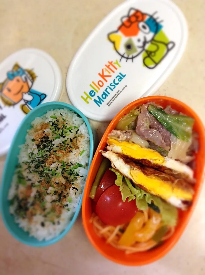 Today’s lunch box. 今日はLサイズとMサイズ。このくらいがちょうどいいかも？|hoppycowさん