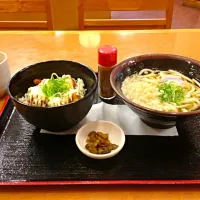 鶏マヨ丼&かけうどんのハーモニー (by KOBE)|とろすけさん