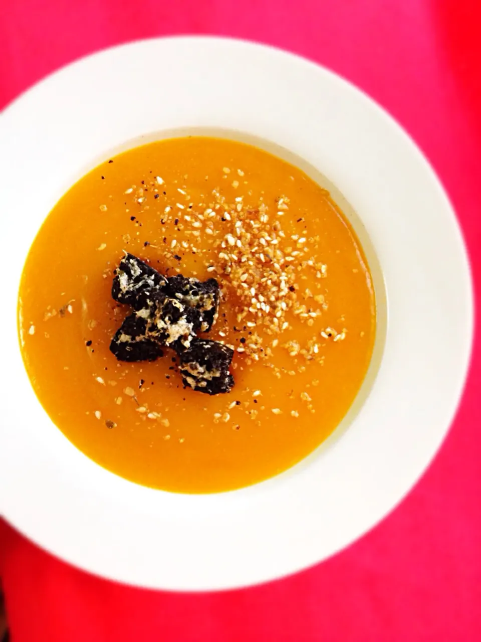 Curried pumpkin soup with home made squid ink Parmesan croutons|coxiella24さん