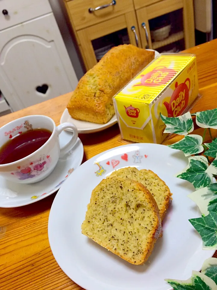 Snapdishの料理写真:紅茶のパウンドケーキ|ミホさん