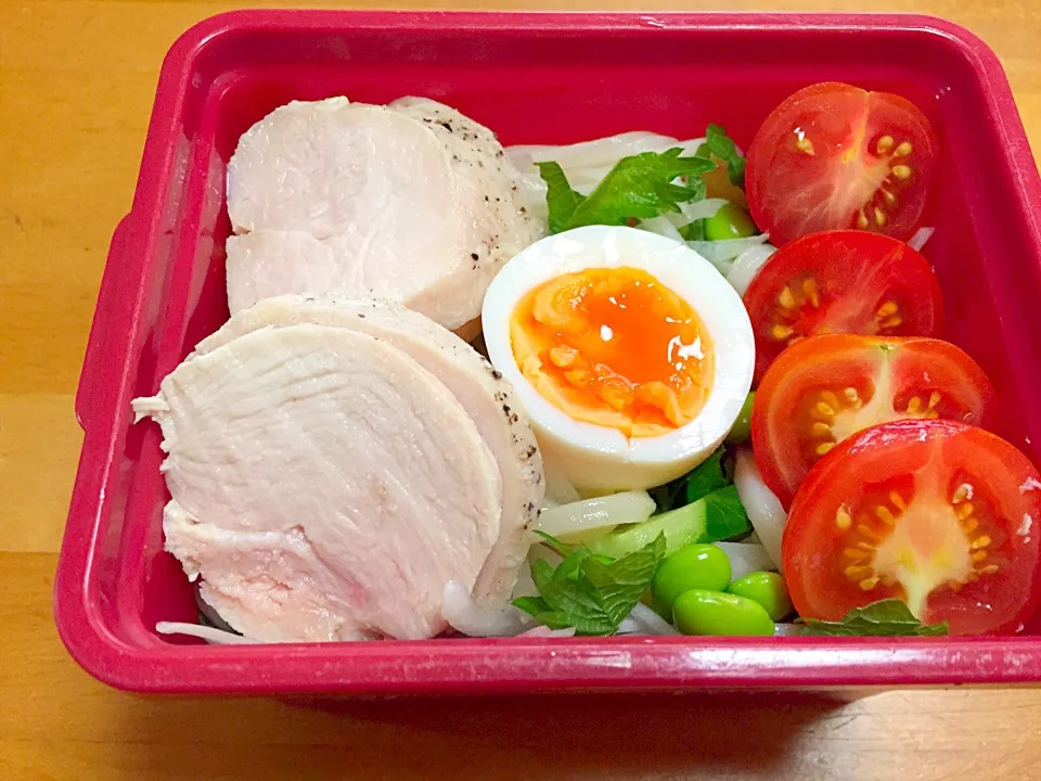 鳥ハムサラダうどん弁当(*^^*)|sachiさん