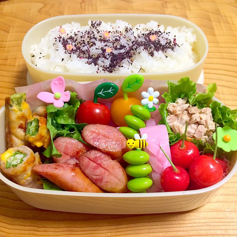 オクラとチーズの豚巻きお弁当♪|たるとさん