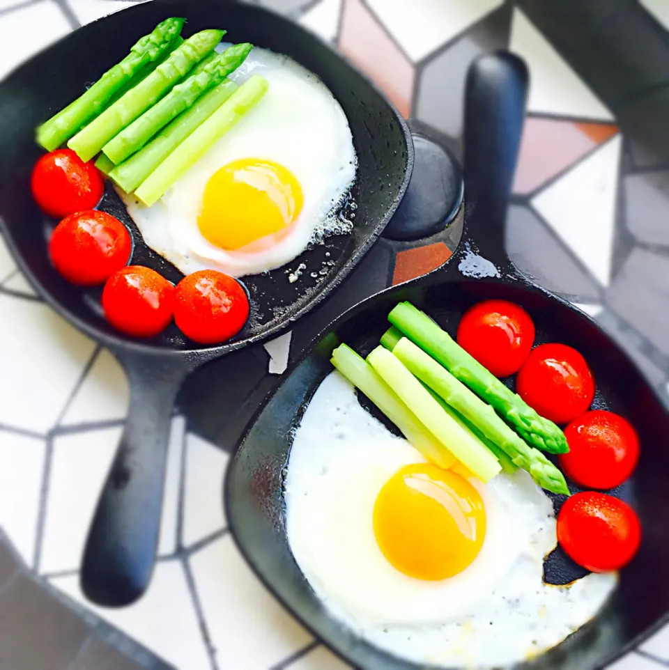 Snapdishの料理写真:朝ごはん2人前🍳|Cedro🍋さん