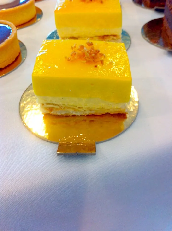 White Chocolate Passion Fruit Mousse|Woo J. Parkさん