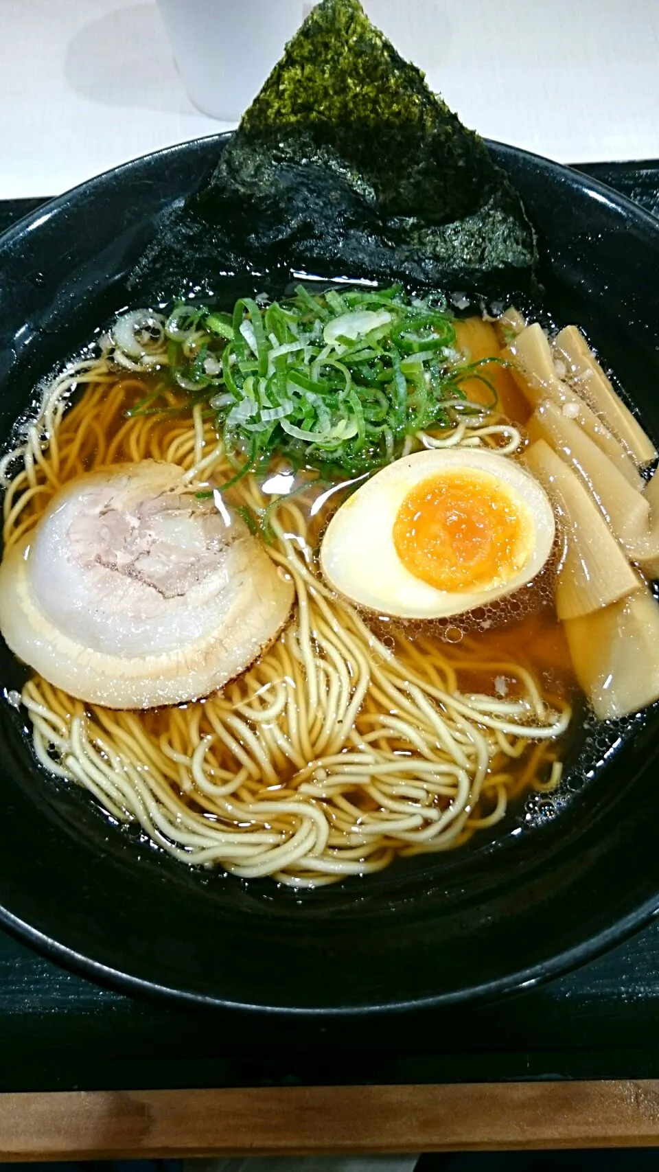 Snapdishの料理写真:鶏ガラ醤油ラーメン🍜|morozoffさん